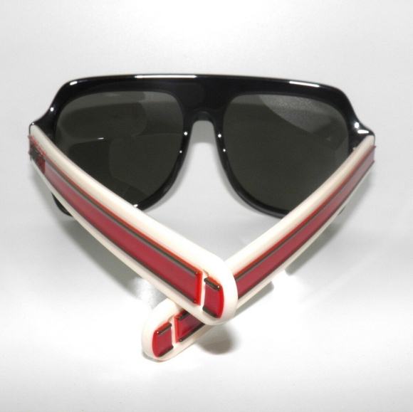 Gucci 0255 GG0255S-001 Sunglasses - Picture 6 of 11